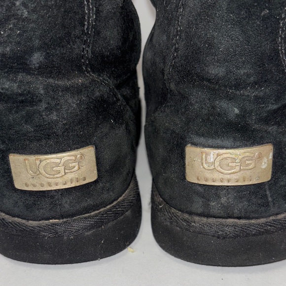 Black Suede Ugg Boots, Fleece Lining and Rainbow Zipper. Big Kid Size 4 - Picture 12 of 12